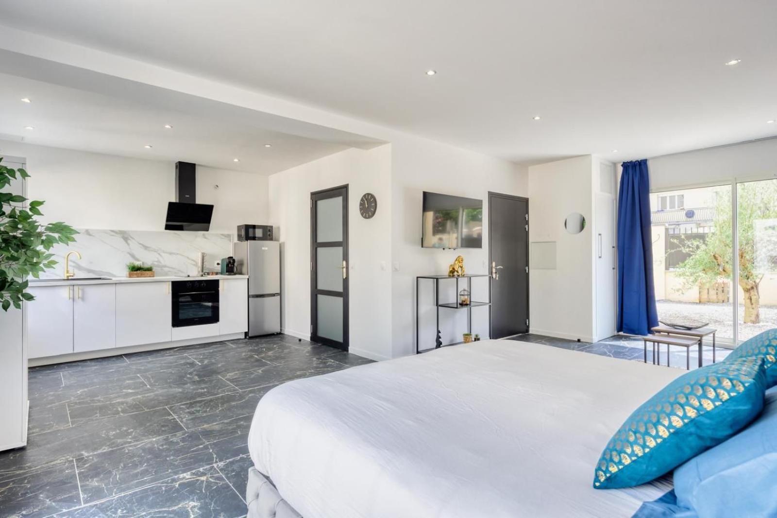 Studio 1 Coubron Εξωτερικό φωτογραφία